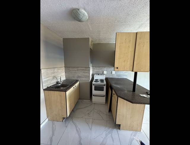 1 BEDROOM APARTMENT FOR SALE IN ARCADIA